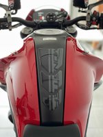 Ducati Monster + Tankpad