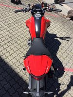 Ducati Monster 937 Plus mit wenigen Km