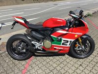 Ducati Panigale V2 Troy Bayliss mit vielen Extras und nur 1.300Km